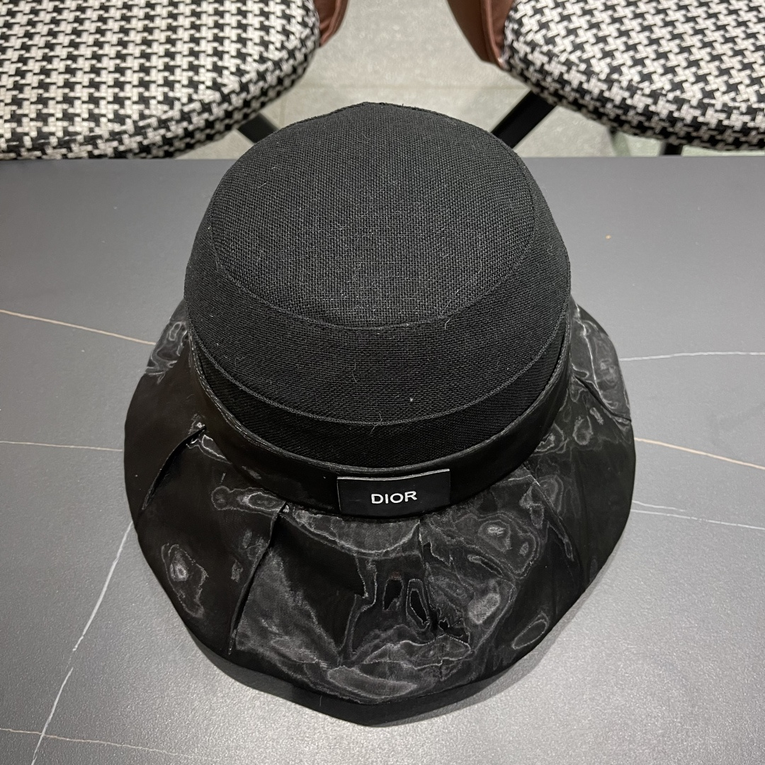  DIOR迪奥渔夫帽女春季海边度假甜美防晒遮阳帽，出街必备