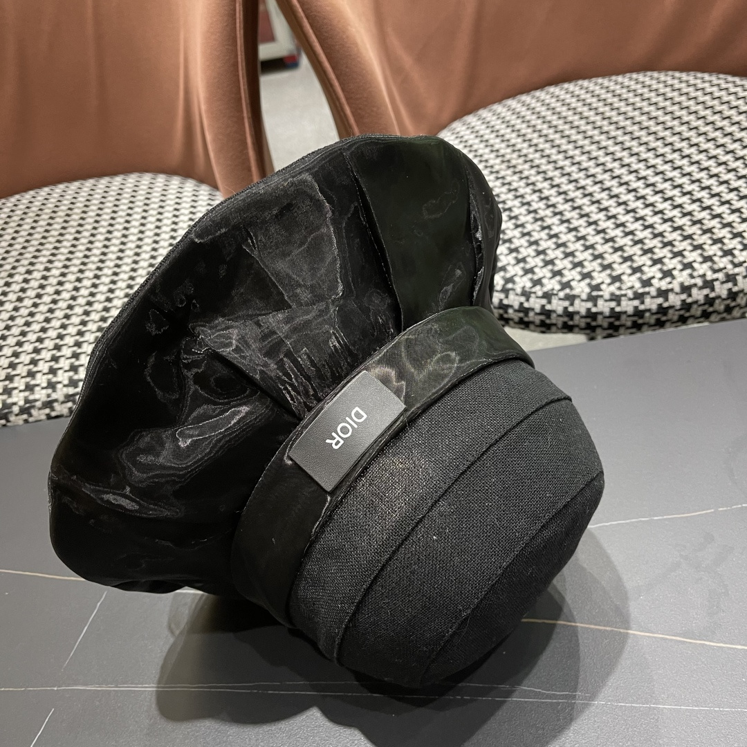  DIOR迪奥渔夫帽女春季海边度假甜美防晒遮阳帽，出街必备