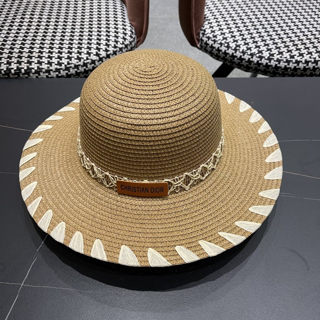  DIOR迪奥2025新款草编渔夫帽女春季海边度假大帽檐甜美防晒草帽遮阳帽
