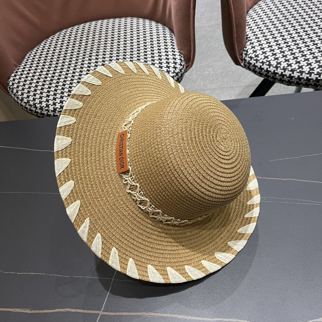  DIOR迪奥2025新款草编渔夫帽女春季海边度假大帽檐甜美防晒草帽遮阳帽