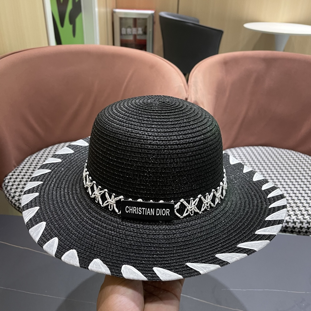  DIOR迪奥2025新款草编渔夫帽女春季海边度假大帽檐甜美防晒草帽遮阳帽