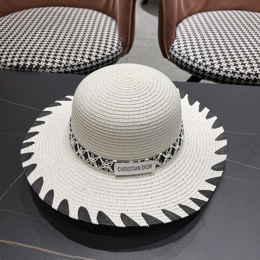  DIOR迪奥2025新款草编渔夫帽女春季海边度假大帽檐甜美防晒草帽遮阳帽