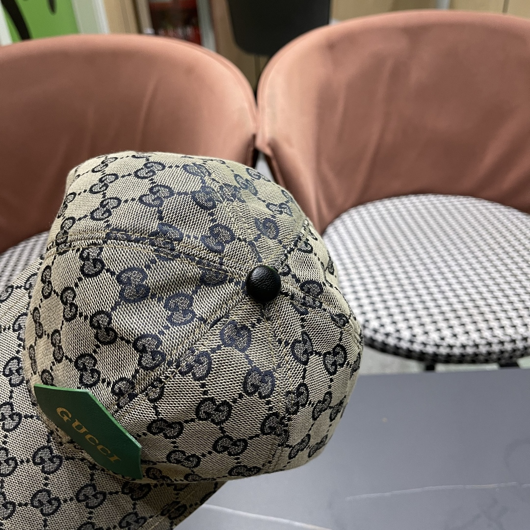 古奇棒球帽♥️GUCCI🧢官网新品，棒球帽，原单品质火爆来袭 🔥🎩 工艺非常精美 高档大气上档次！方便携