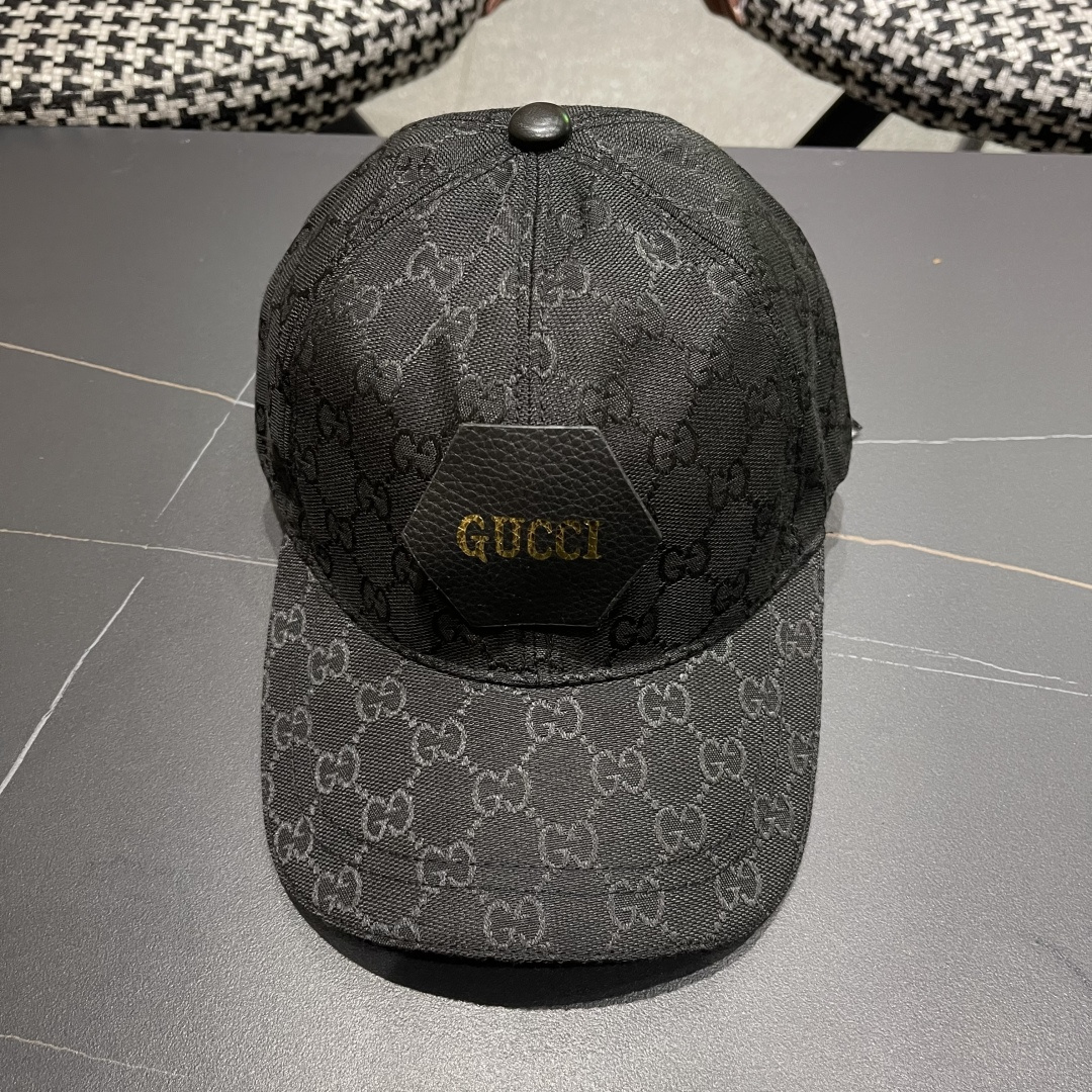 古奇棒球帽♥️GUCCI🧢官网新品，棒球帽，原单品质火爆来袭 🔥🎩 工艺非常精美 高档大气上档次！方便携