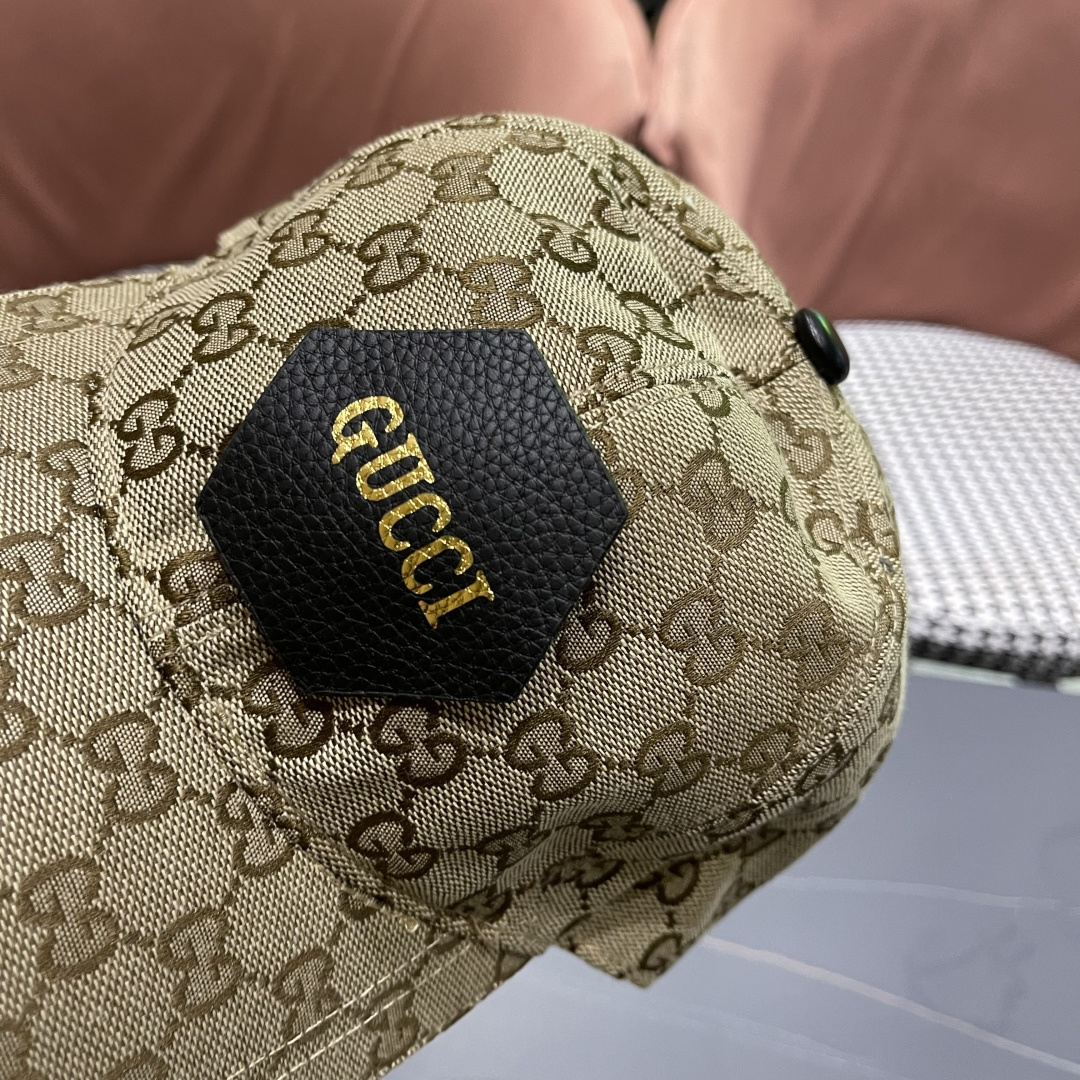 古奇棒球帽♥️GUCCI🧢官网新品，棒球帽，原单品质火爆来袭 🔥🎩 工艺非常精美 高档大气上档次！方便携