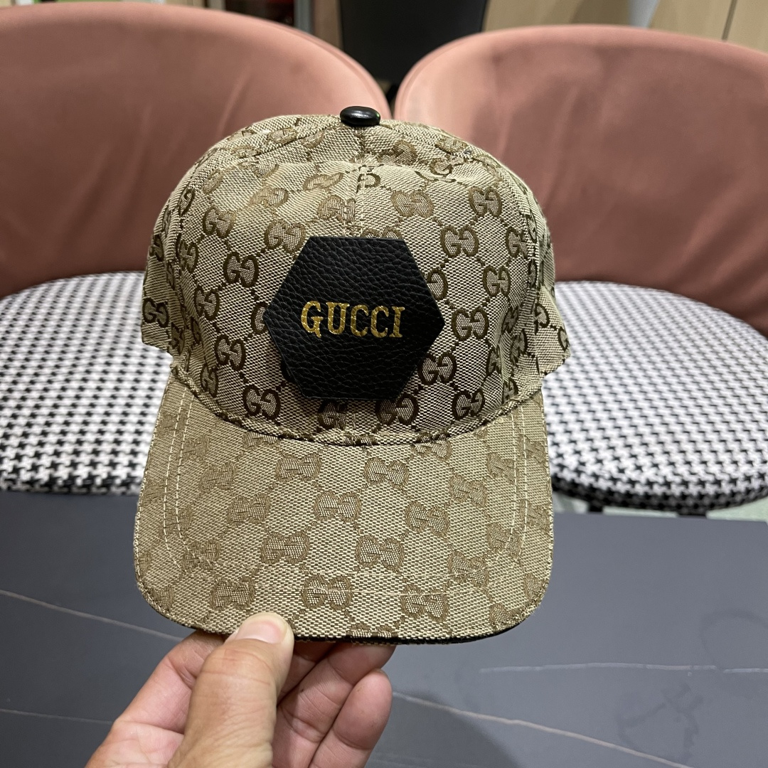 古奇棒球帽♥️GUCCI🧢官网新品，棒球帽，原单品质火爆来袭 🔥🎩 工艺非常精美 高档大气上档次！方便携