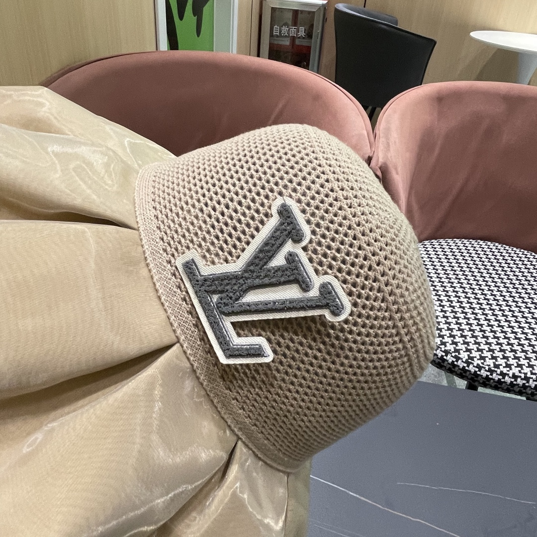 【LV路易威登】2025新款蝴蝶结折叠款遮阳大帽檐渔夫帽～简约大气,小香风遮阳效果一绝、随意折叠都不会变