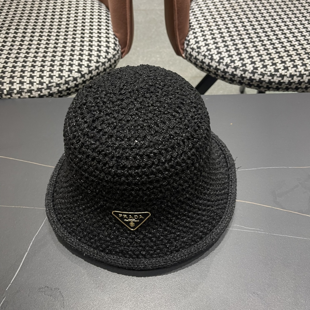 【PRADA普拉达】新款镂空小桶帽渔夫帽，可随意折叠，超好搭