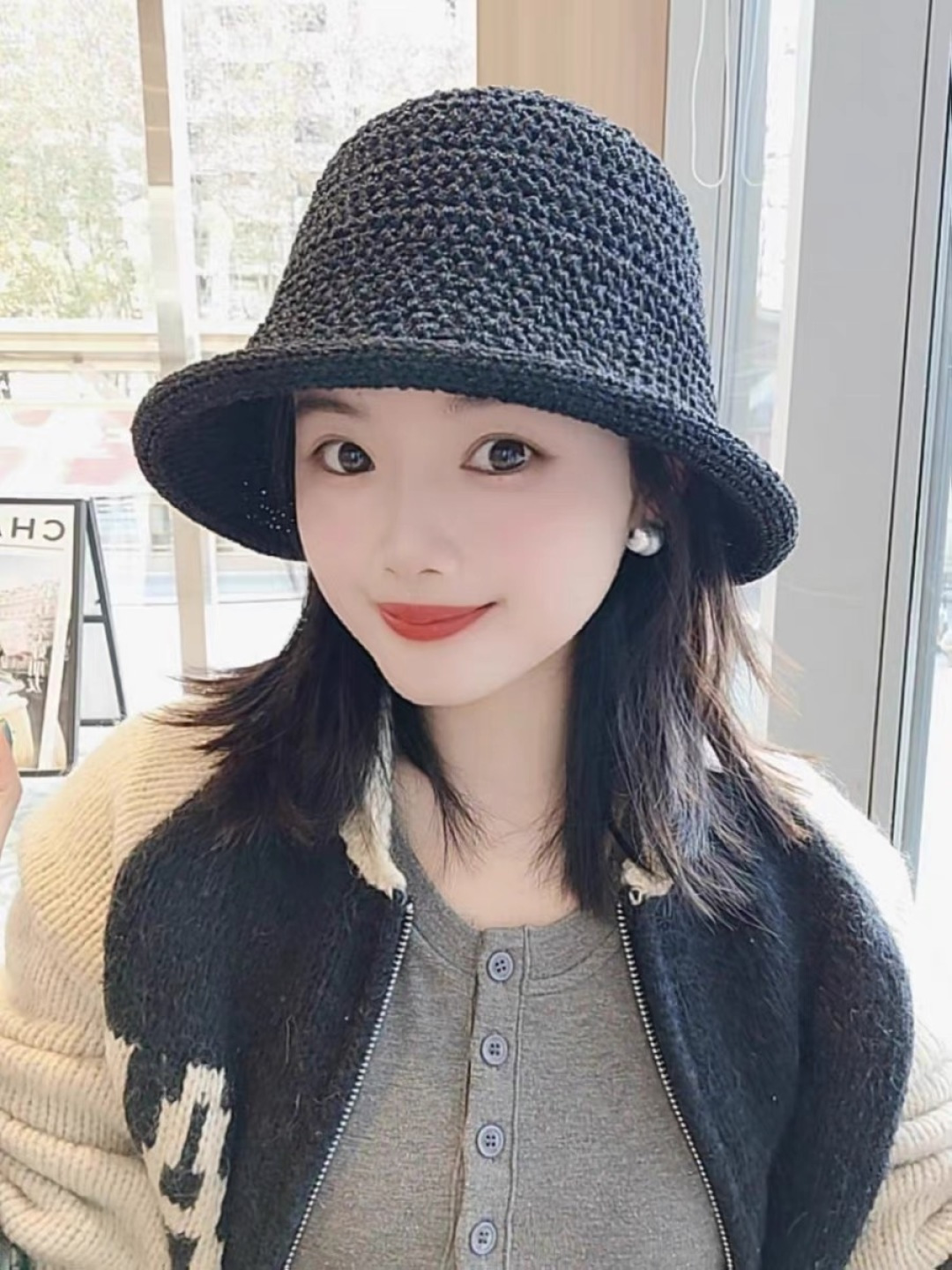 NO:225330,【PRADA】New hollow bucket hat fisherman hat, can be folded at will, super easy to match hat, straw hat fisherman hat baseball hat knit hat, hat, prada, prada, espadrilles, hats19860909【PRADA普拉达】新款镂空小桶帽渔夫帽,可随意折叠,超好搭帽子草帽渔夫帽棒球帽针织帽,帽子,prada,prada,espadrilles,hats,hat