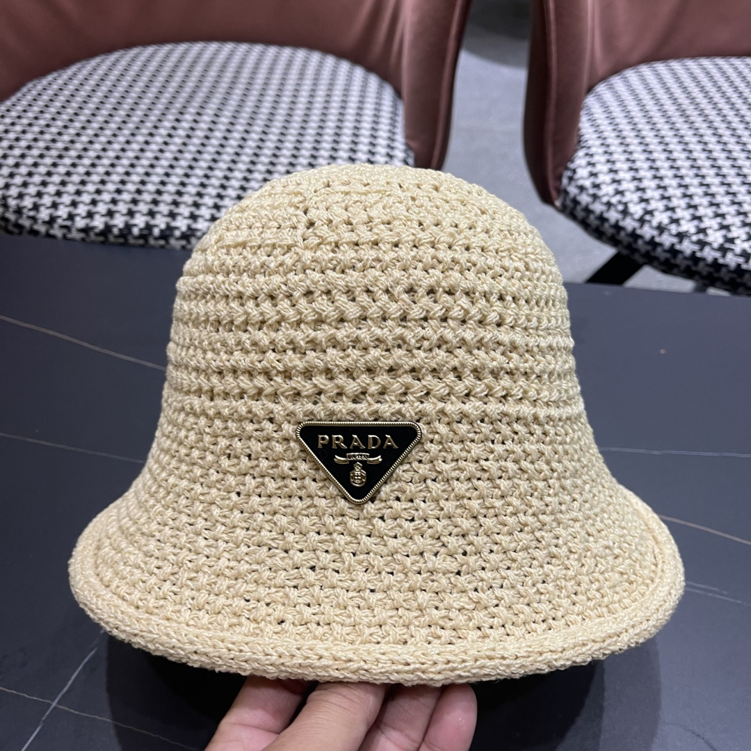 【PRADA普拉达】新款镂空小桶帽渔夫帽，可随意折叠，超好搭