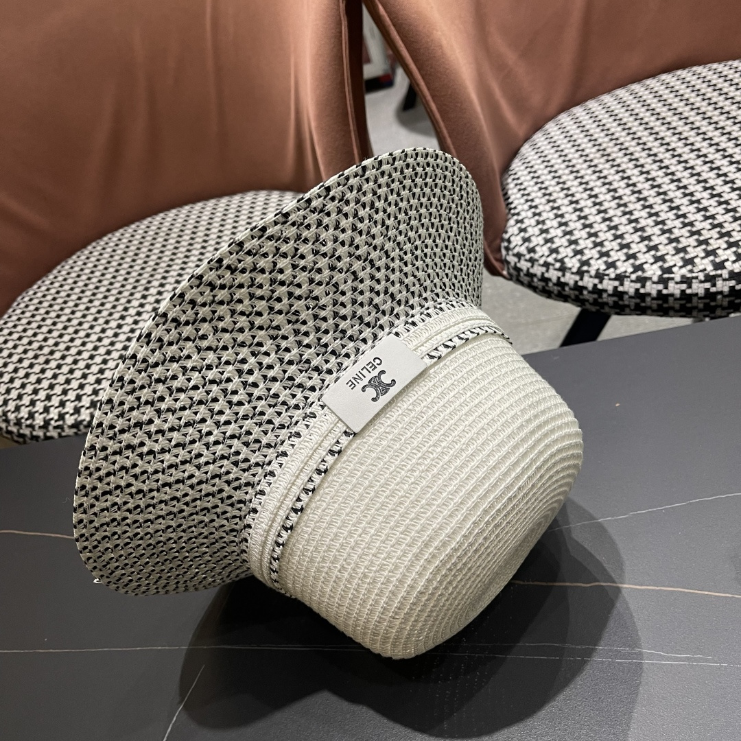 【CELINE赛琳】2025新款拼色草帽，出街必备超好搭配，赶紧入手！