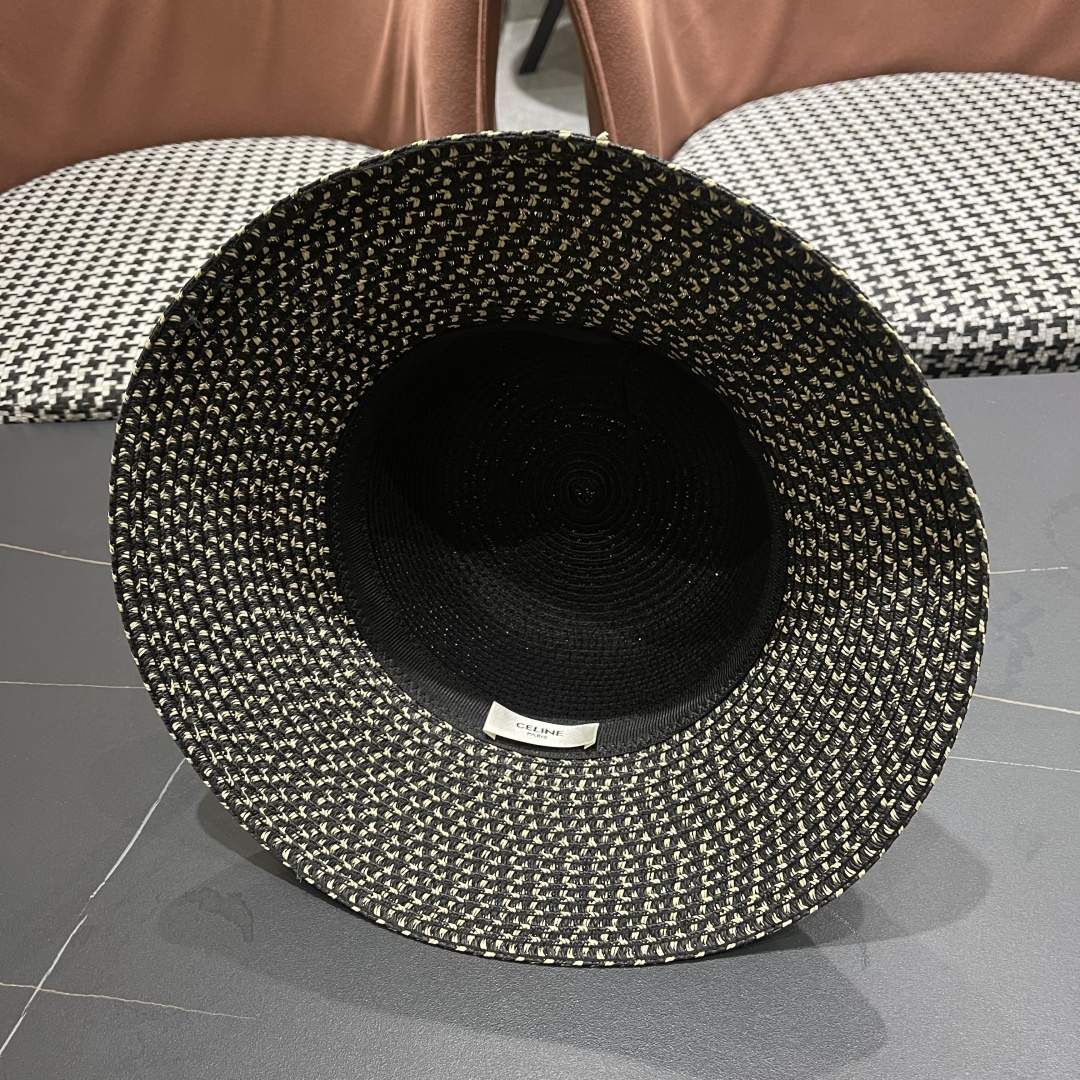 【CELINE赛琳】2025新款拼色草帽，出街必备超好搭配，赶紧入手！