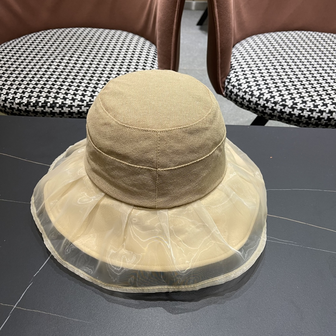  【LV路易威登】2025夏季薄款遮阳大帽檐渔夫帽～简约大气,