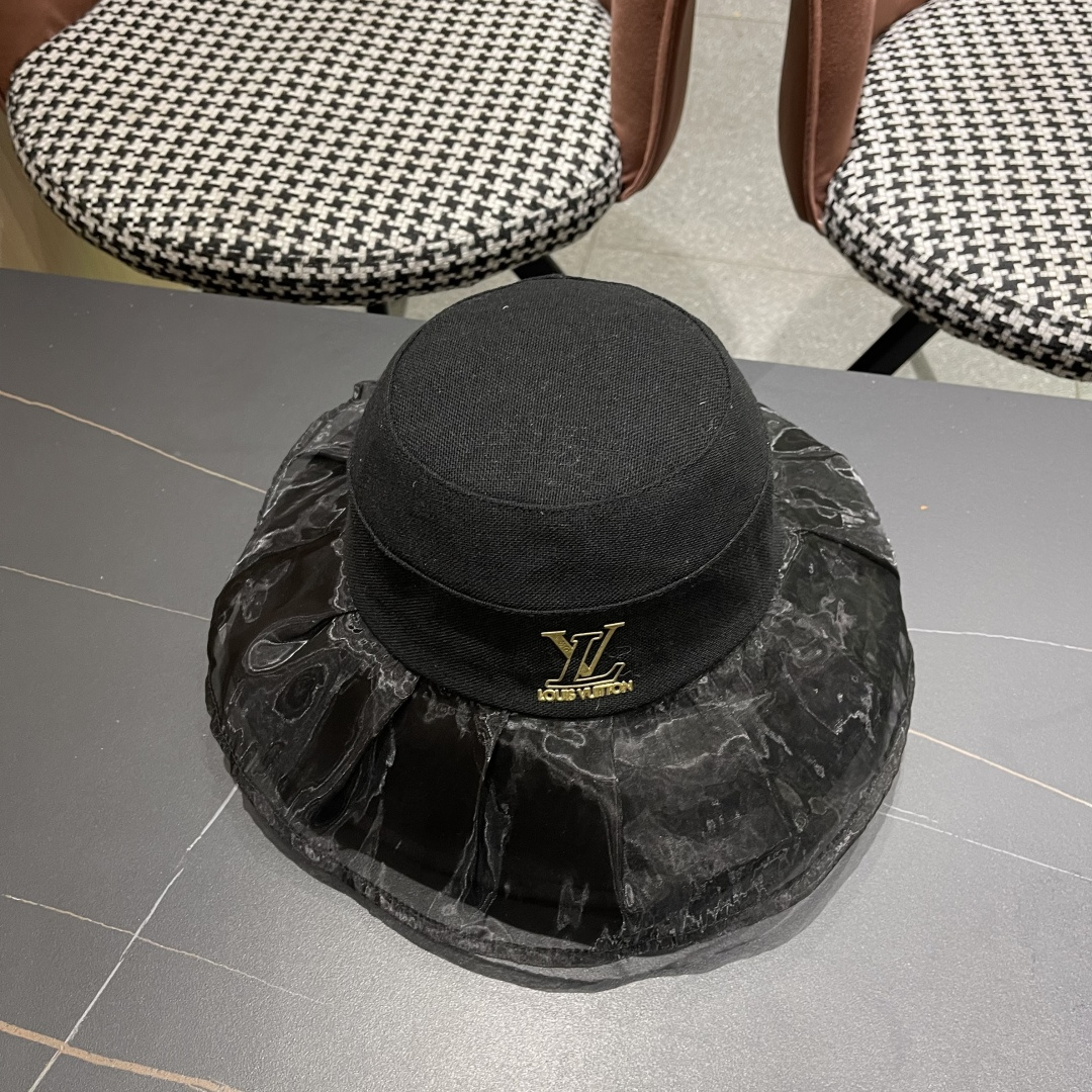 【LV路易威登】2025夏季薄款遮阳大帽檐渔夫帽～简约大气,