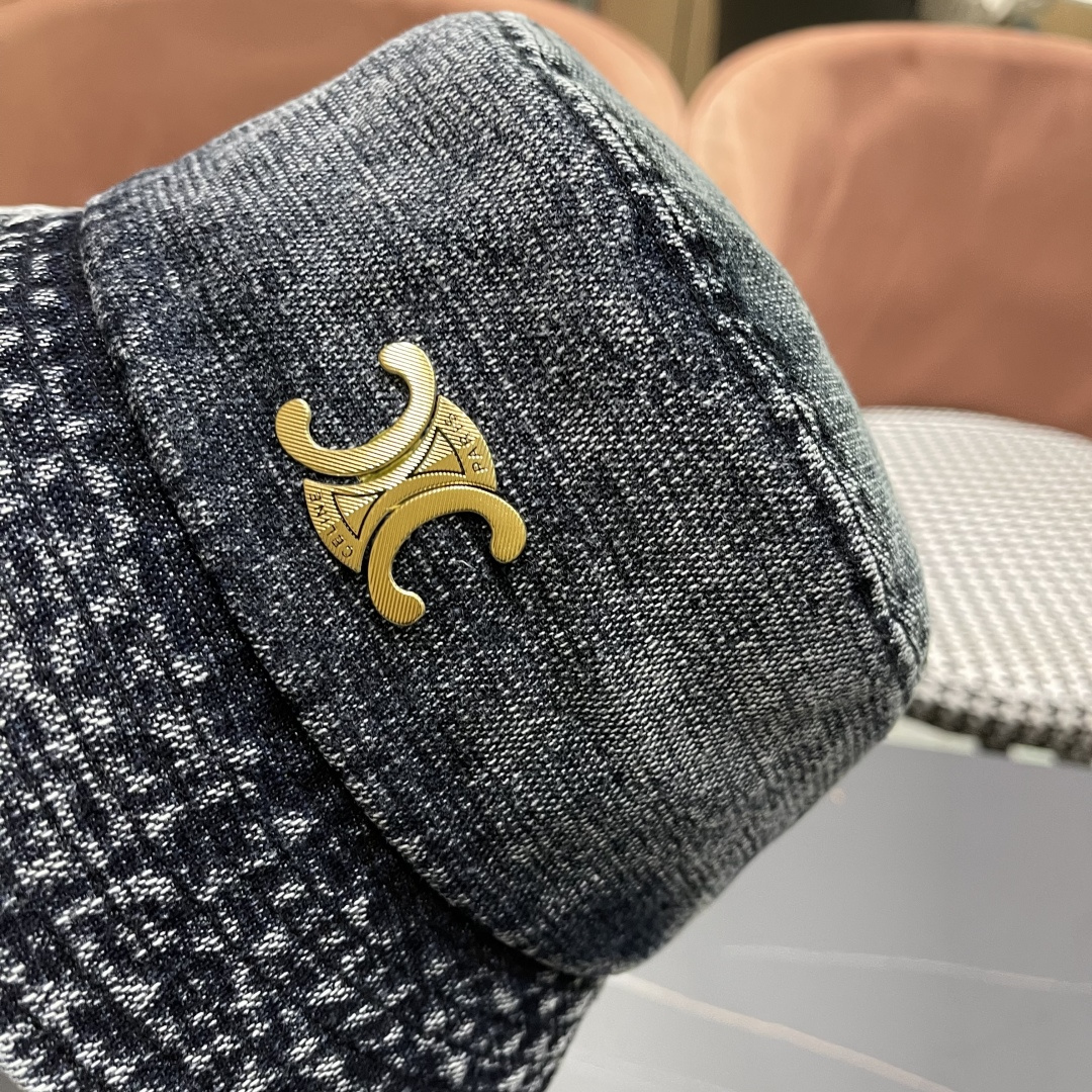 赛琳CELINE2025新款牛仔渔夫帽，最好品质的，休闲大方，简约时尚，