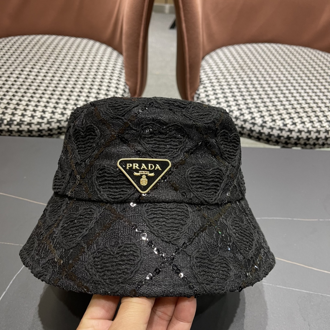  PRADA普拉达 夏季薄款蕾丝亮片显脸小渔夫帽高级感防晒遮阳帽子女夏季百搭太阳帽
