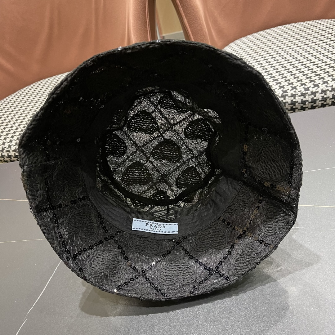  PRADA普拉达 夏季薄款蕾丝亮片显脸小渔夫帽高级感防晒遮阳帽子女夏季百搭太阳帽