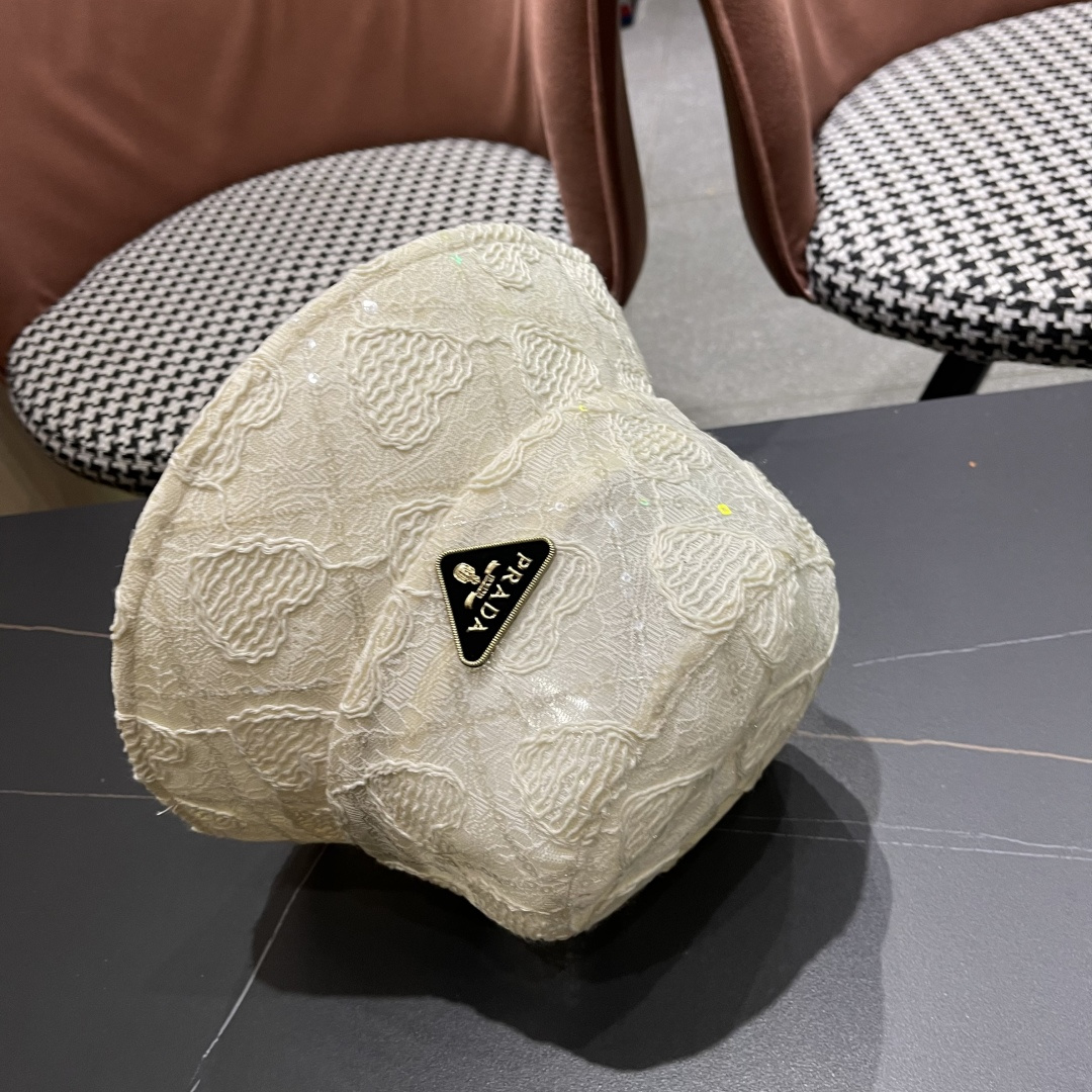  PRADA普拉达 夏季薄款蕾丝亮片显脸小渔夫帽高级感防晒遮阳帽子女夏季百搭太阳帽