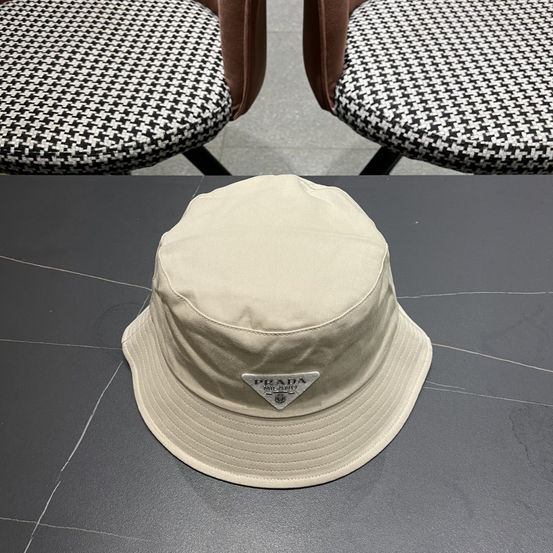  普拉达Prada 2025春夏季百搭渔夫帽女夏小帽檐平顶盆帽子