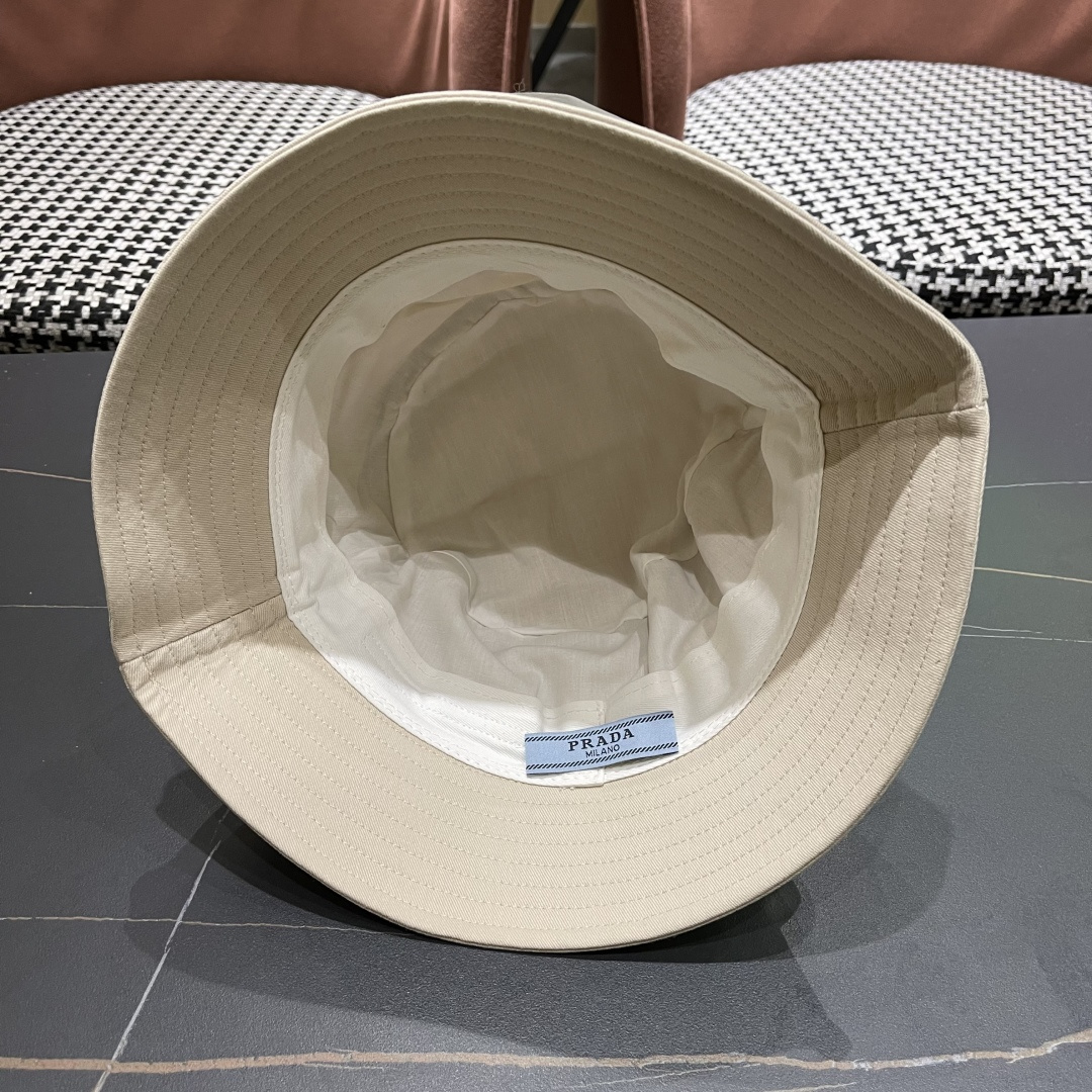  普拉达Prada 2025春夏季百搭渔夫帽女夏小帽檐平顶盆帽子