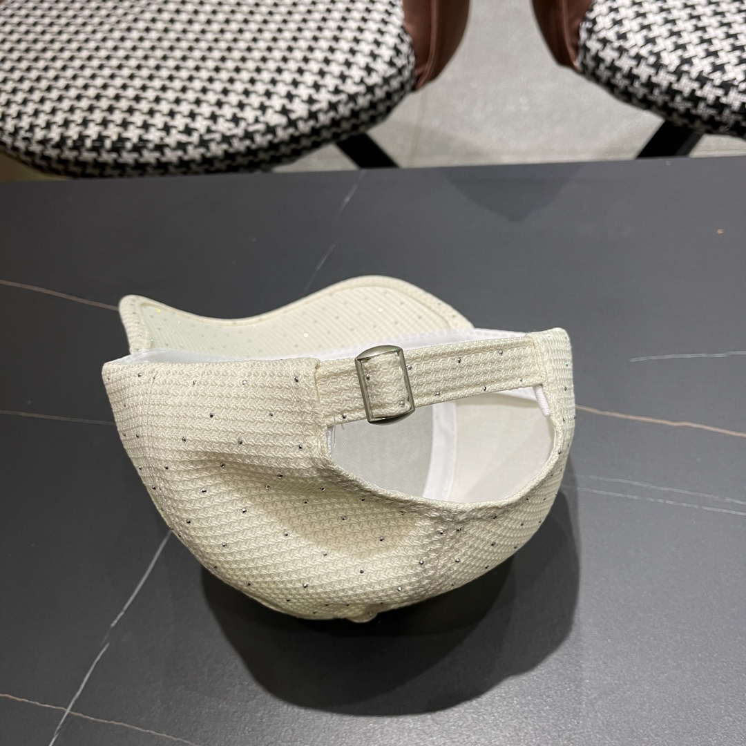  路易威登棒球帽 LouisVuitton😍新款带钻棒球帽高端大气，跑量！