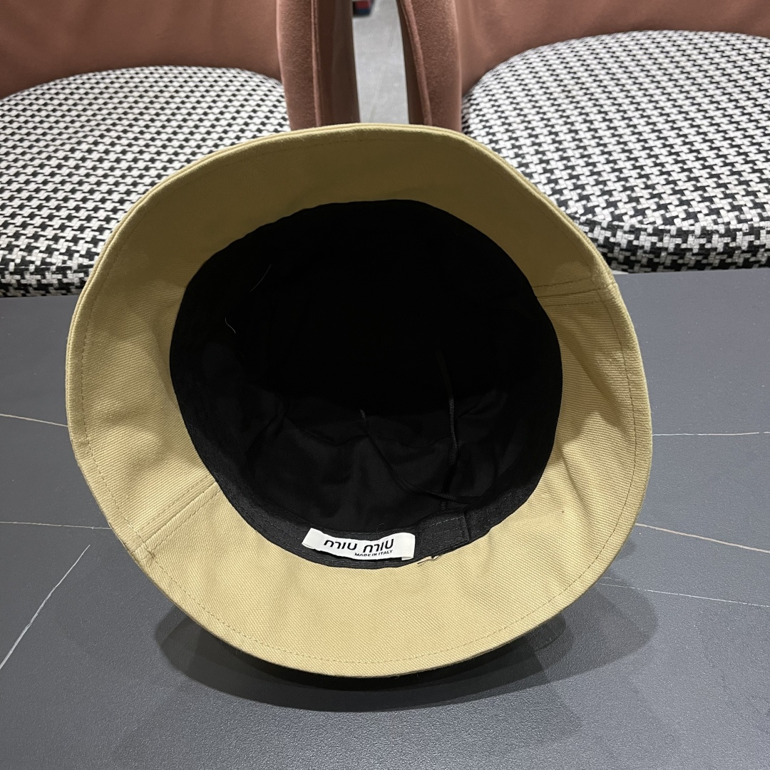  谬谬春夏新款潮牌素颜百搭水桶帽，大牌简约尚时风，