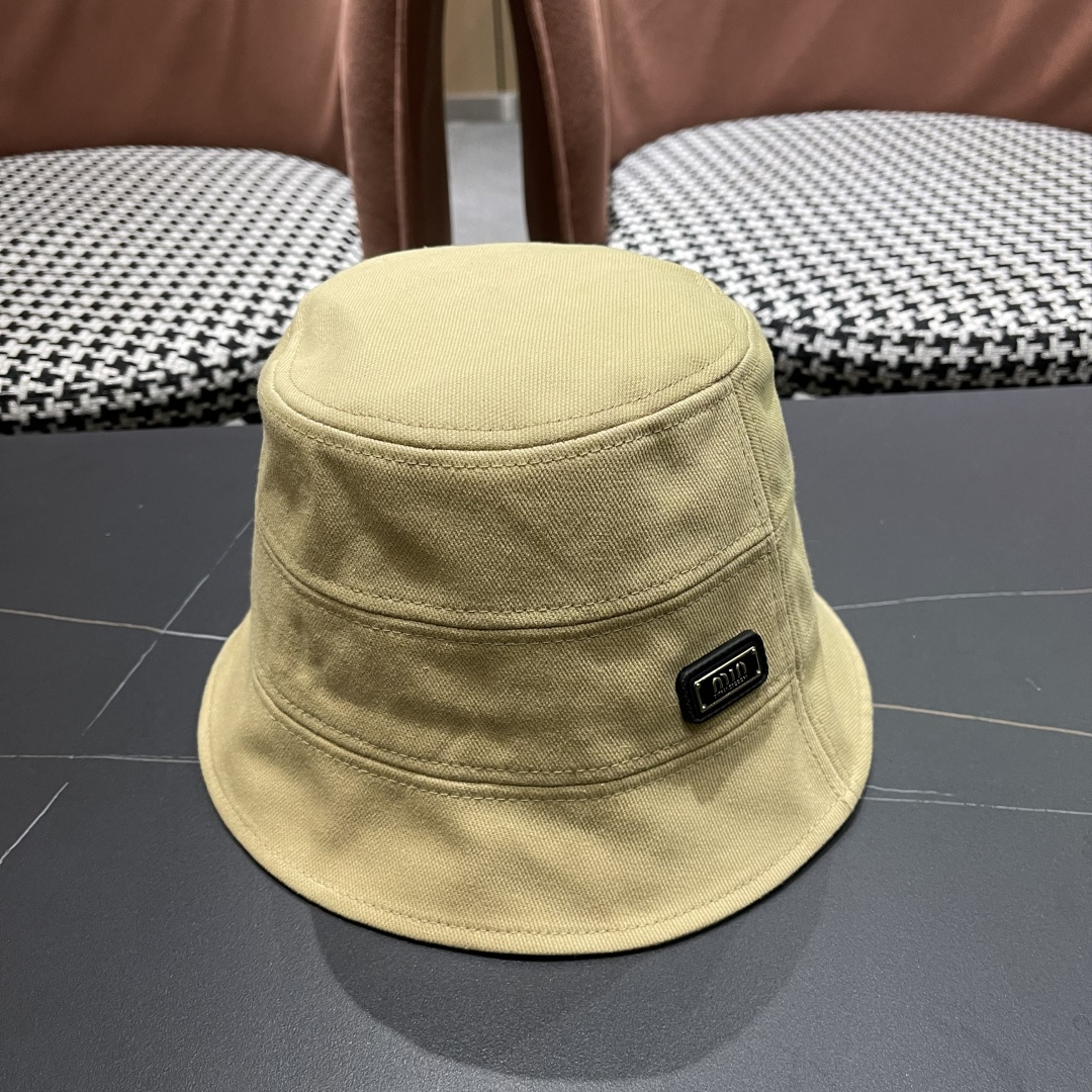  谬谬春夏新款潮牌素颜百搭水桶帽，大牌简约尚时风，