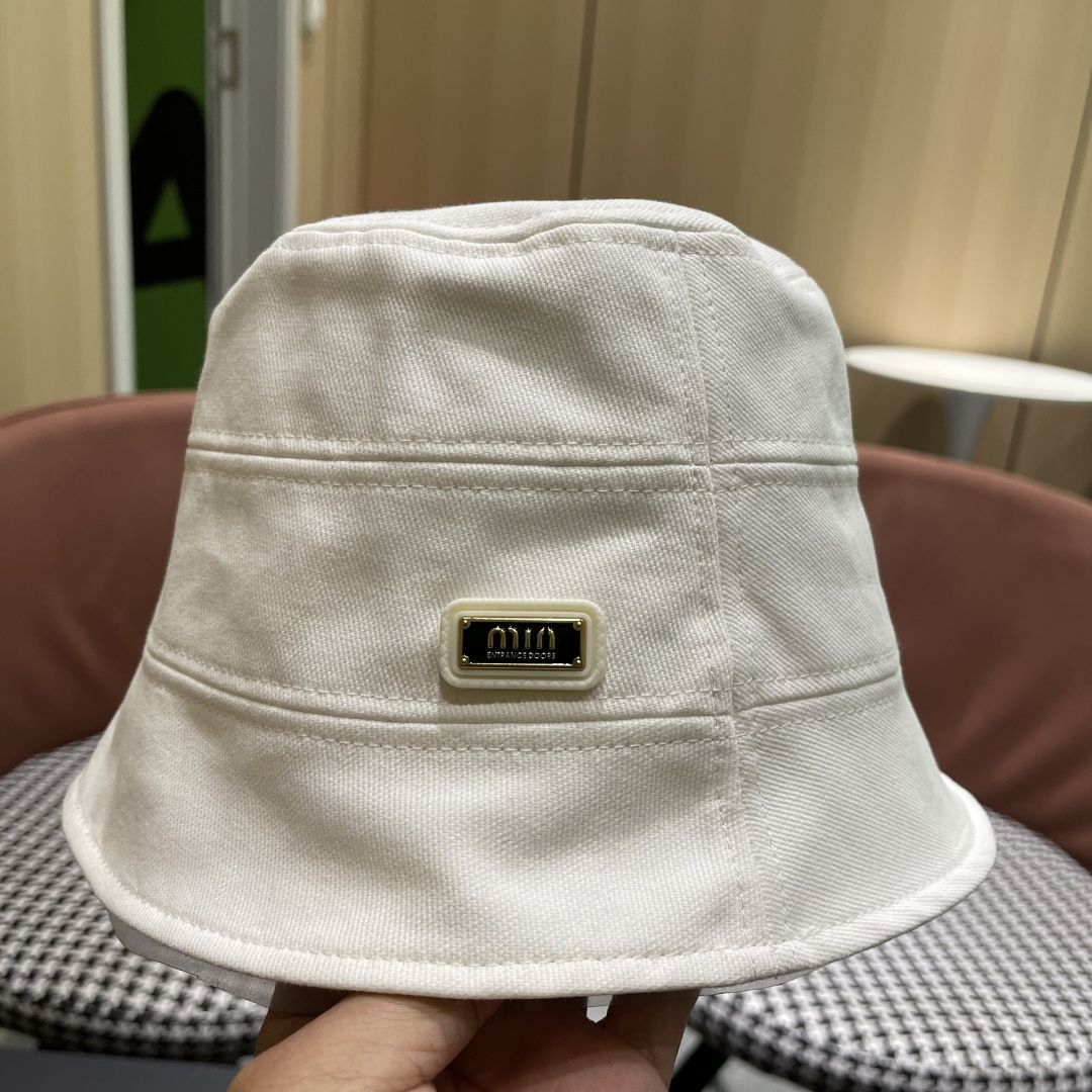  谬谬春夏新款潮牌素颜百搭水桶帽，大牌简约尚时风，