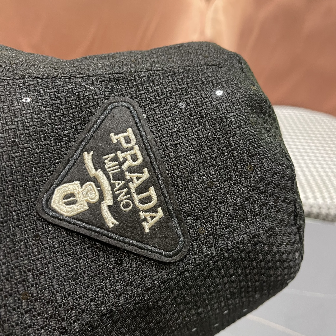  普拉达Prada帽子女渔夫帽春夏韩版百搭纯色韩国东大门代购简约休闲水桶帽