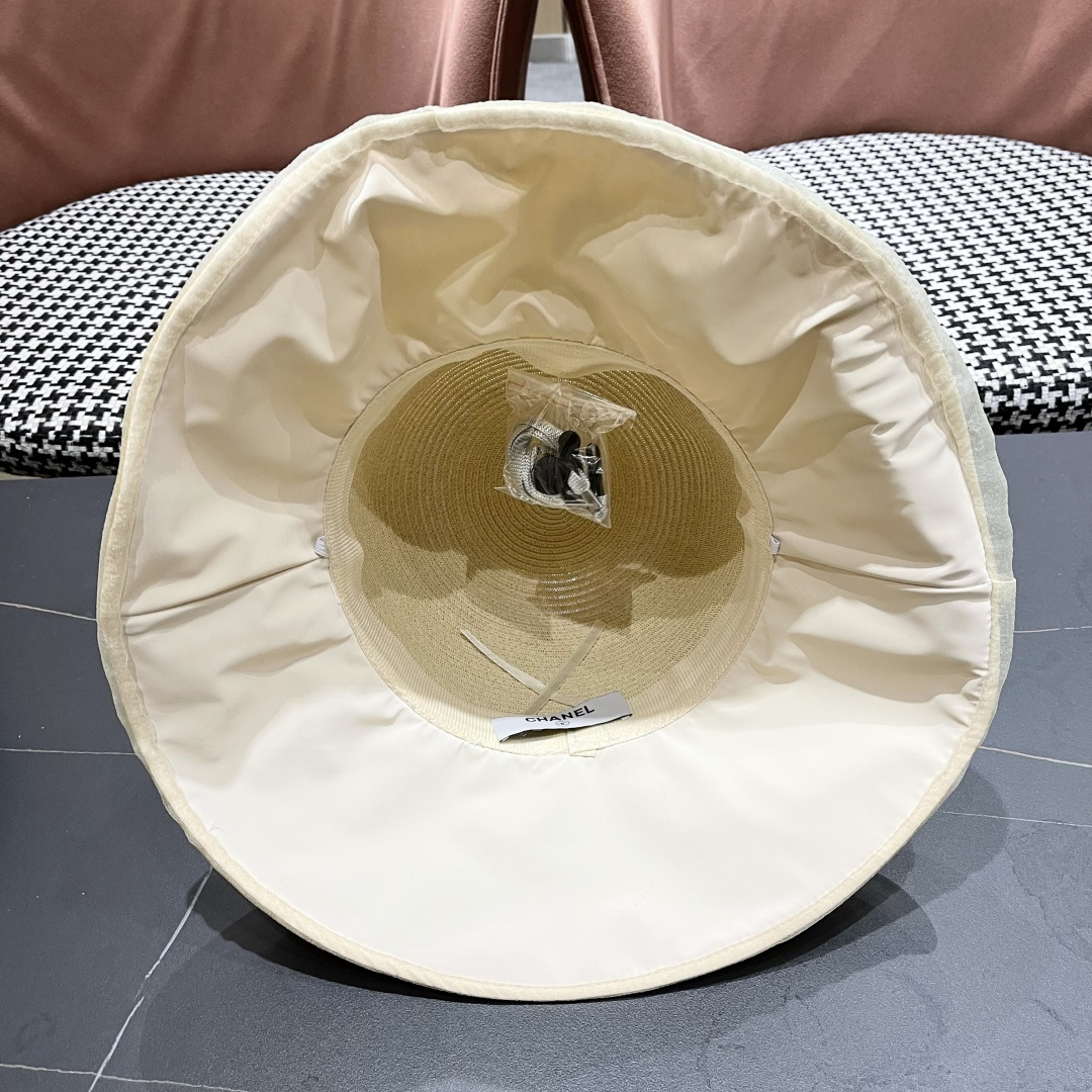  【CHANEL香奈儿】草帽女2025新款防晒休闲蝴蝶结遮阳渔夫帽🌈更有质感的一款