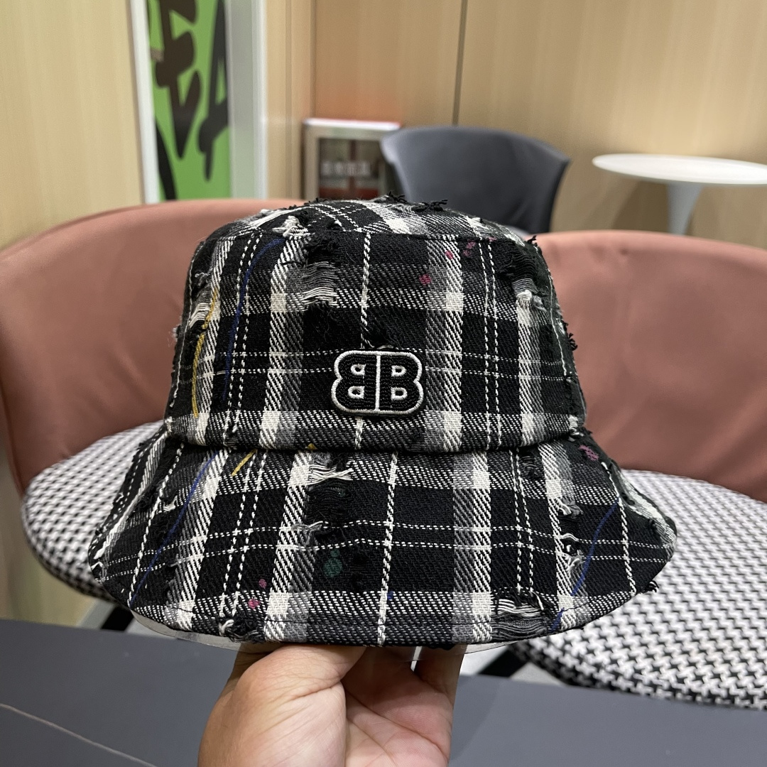  巴黎世家baliciaga2025新款格纹油彩渔夫帽子女百搭品脸小破洞，盆帽休闲时尚水桶帽男