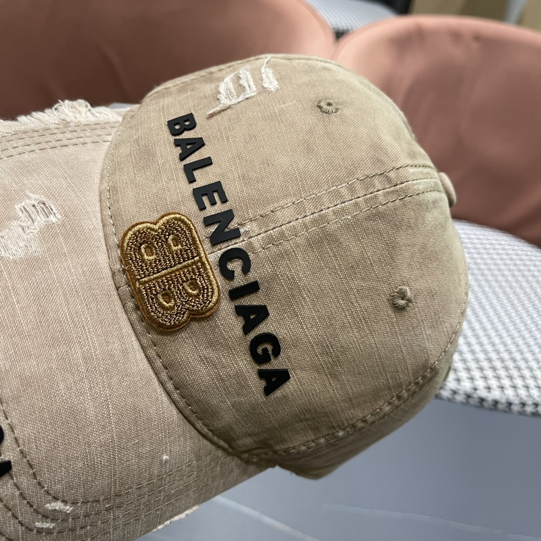 🧢巴黎世家Balenciaga🧢原单棒球帽♥️质量非常棒👍休闲时尚🌼百搭款♥️男女同款！