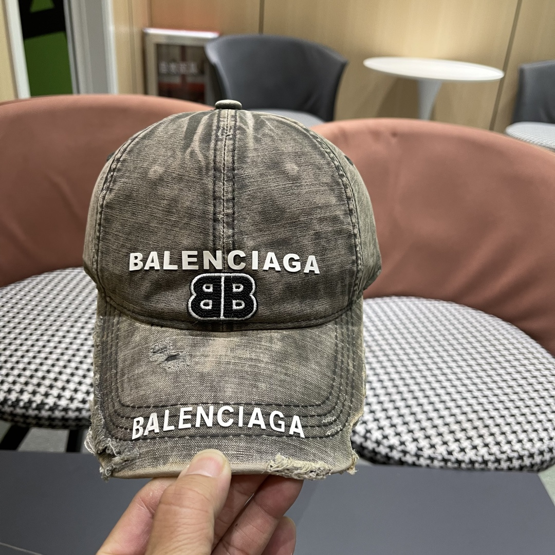 🧢巴黎世家Balenciaga🧢原单棒球帽♥️质量非常棒👍休闲时尚🌼百搭款♥️男女同款！