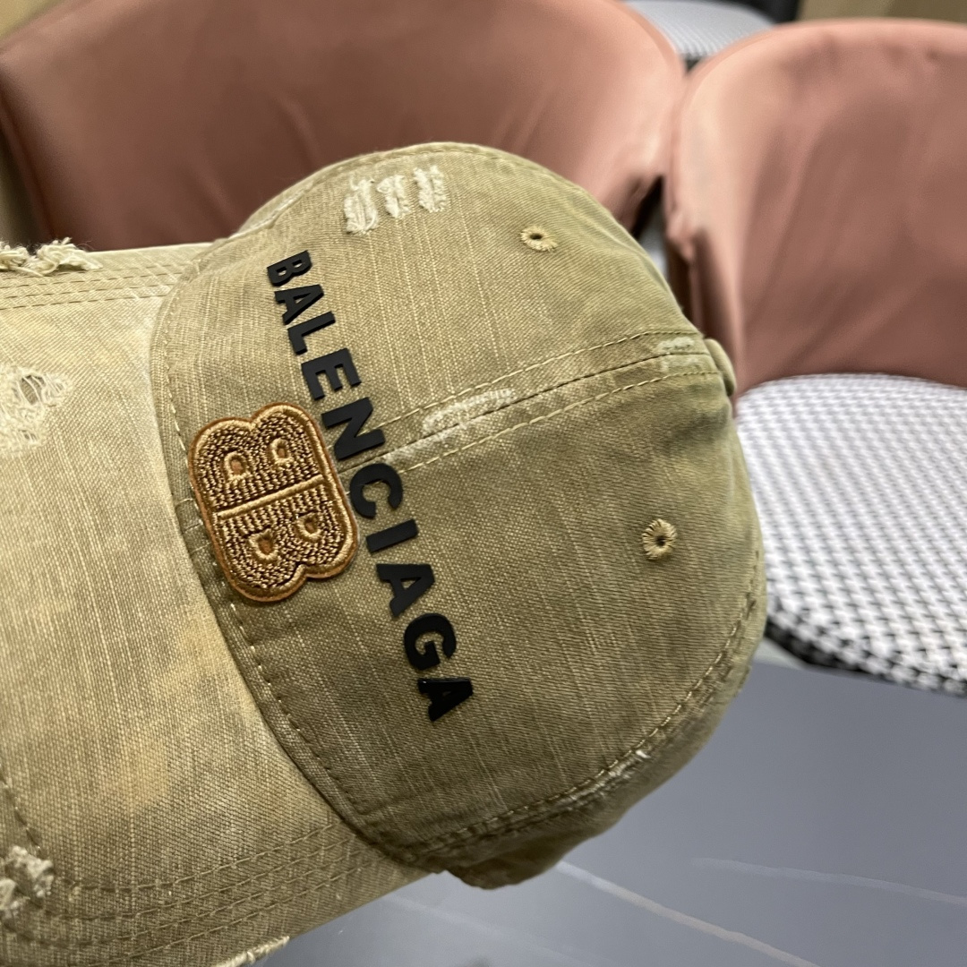 🧢巴黎世家Balenciaga🧢原单棒球帽♥️质量非常棒👍休闲时尚🌼百搭款♥️男女同款！