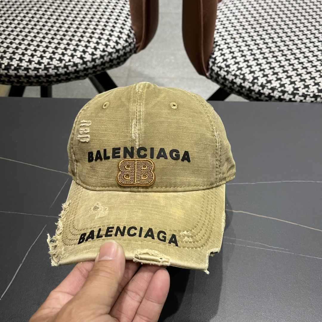 🧢巴黎世家Balenciaga🧢原单棒球帽♥️质量非常棒👍休闲时尚🌼百搭款♥️男女同款！