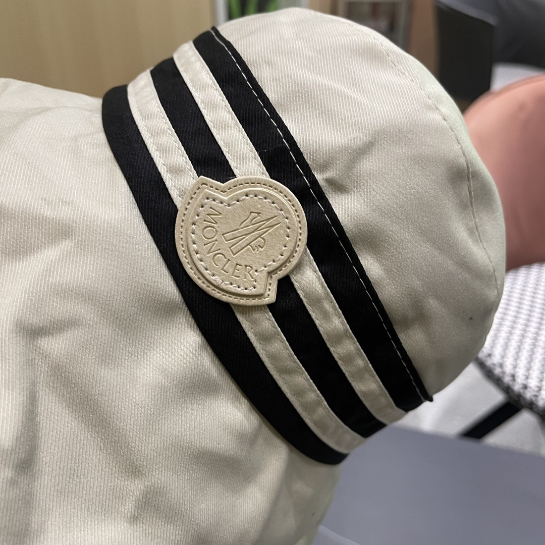 “Moncler Japanese Gel Sunscreen for Women: Large UV-Proof Summer Protection” - 图片 7