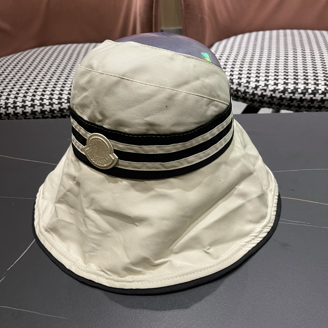 “Moncler Japanese Gel Sunscreen for Women: Large UV-Proof Summer Protection” - 图片 2