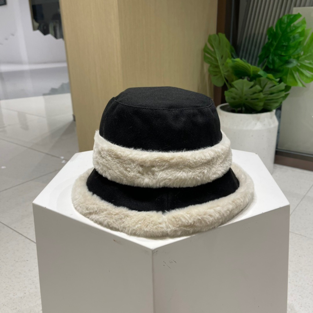 Chanel香奈儿秋冬新款拼色渔夫帽，名媛气质款