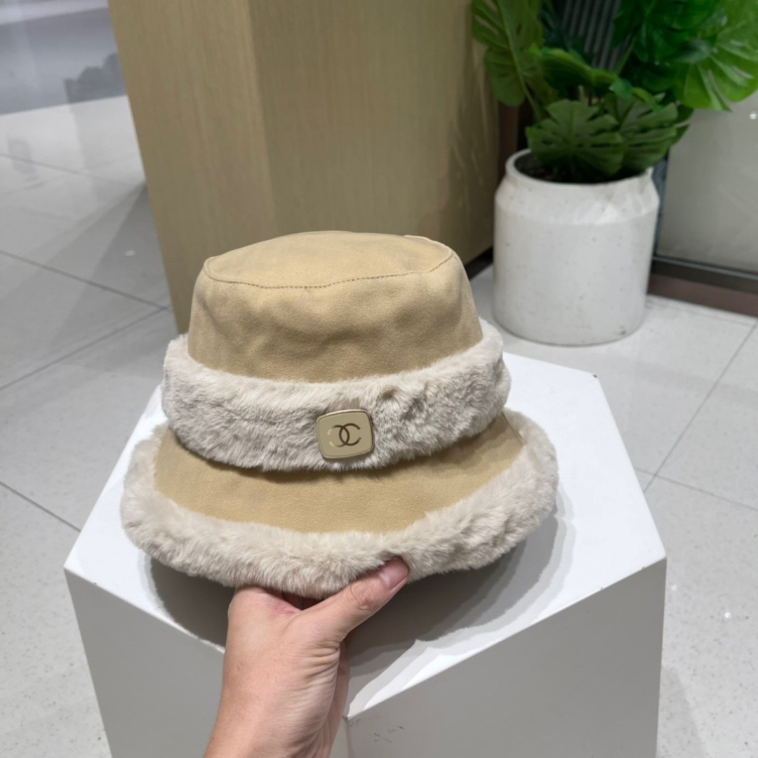 Chanel香奈儿秋冬新款拼色渔夫帽，名媛气质款