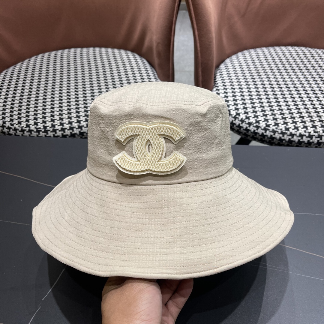  CHANEL香奈儿韩版大帽檐防晒遮阳帽女夏户外出游渔夫
帽复古显脸小可折叠太阳帽