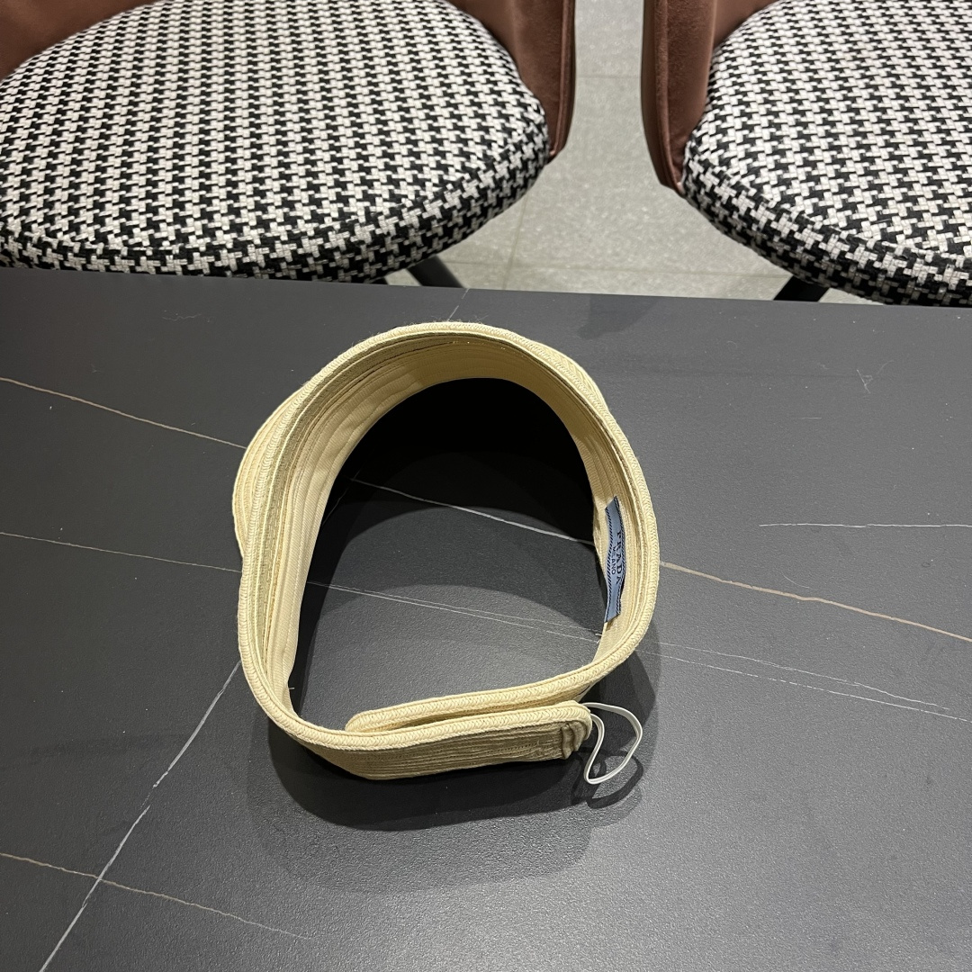  普拉达Prada草编空顶帽子女夏季跑步马拉松运动
防晒帽可折叠显脸小遮阳太阳帽