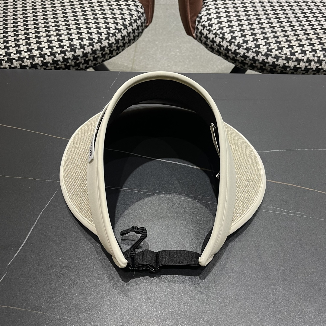  迪奥Dior遮阳帽女夏户外出游百搭防紫外线大
帽檐空顶帽可扎马尾骑车太阳帽