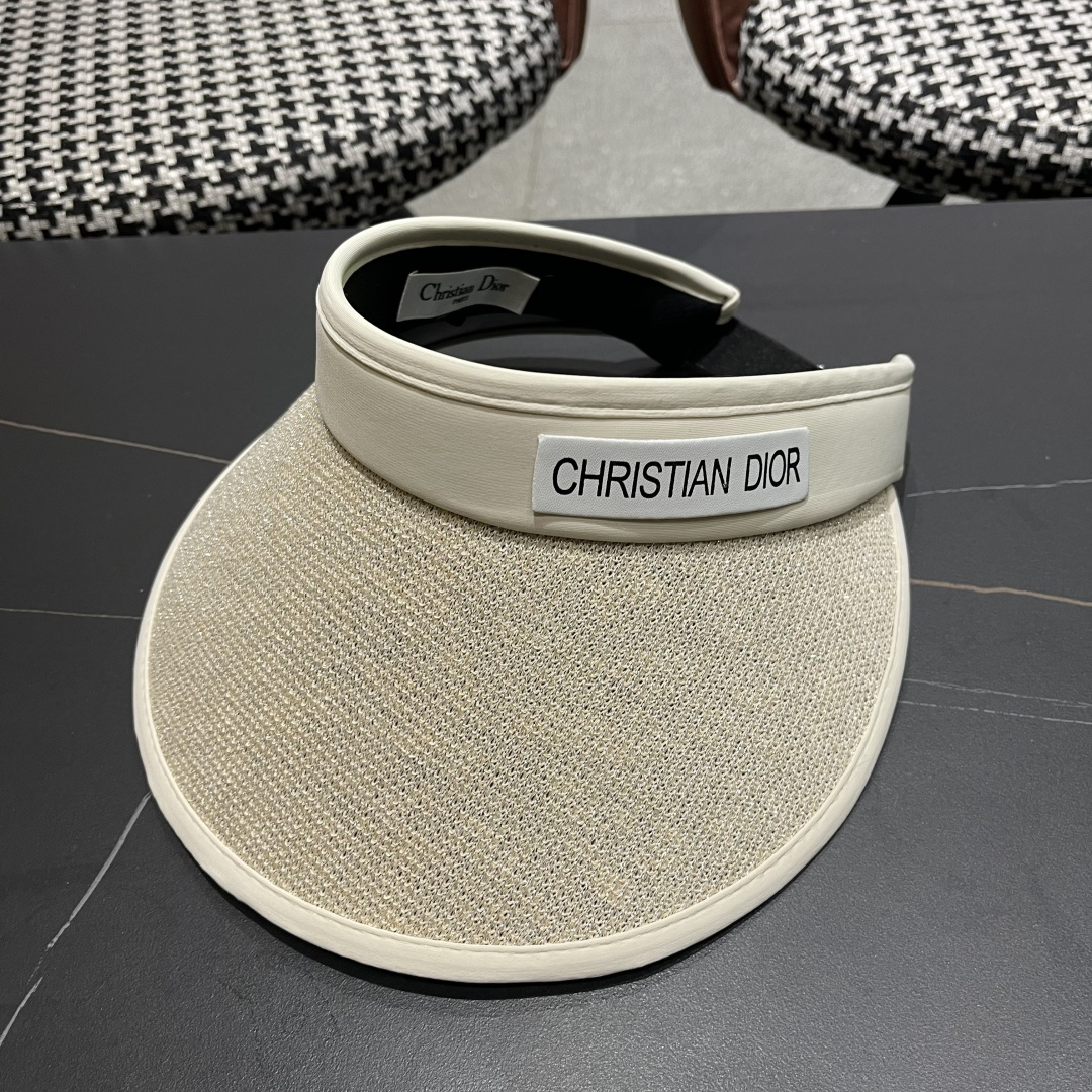  迪奥Dior遮阳帽女夏户外出游百搭防紫外线大
帽檐空顶帽可扎马尾骑车太阳帽