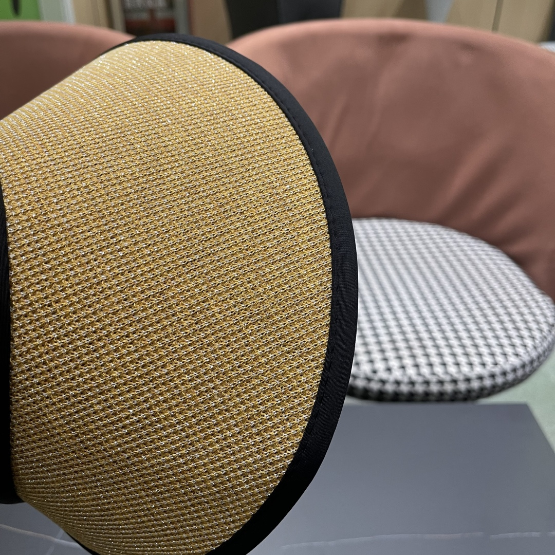  迪奥Dior遮阳帽女夏户外出游百搭防紫外线大
帽檐空顶帽可扎马尾骑车太阳帽