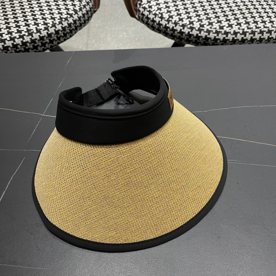  迪奥Dior遮阳帽女夏户外出游百搭防紫外线大
帽檐空顶帽可扎马尾骑车太阳帽