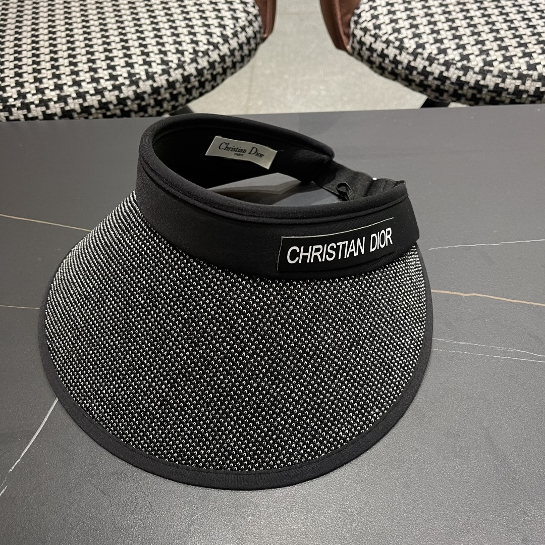  迪奥Dior遮阳帽女夏户外出游百搭防紫外线大
帽檐空顶帽可扎马尾骑车太阳帽