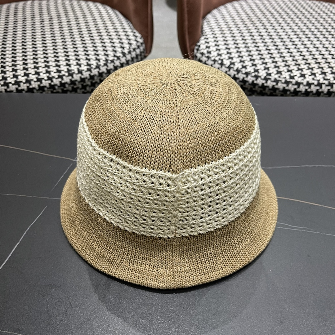  Dior迪奥新款设计感水桶帽前长后短帽条纹简约盆帽透气
镂空防晒撞色太阳帽