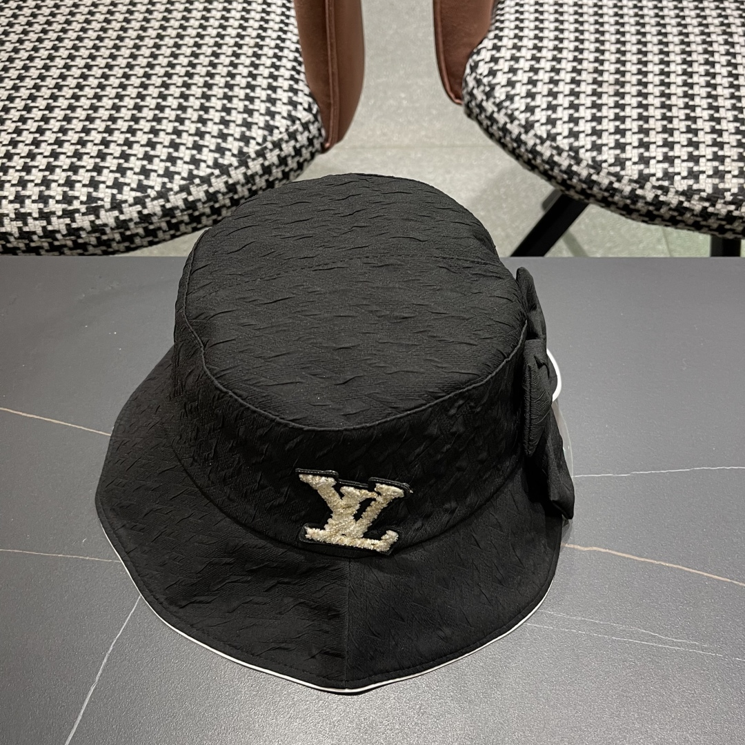  路易威登lv棒球帽 LouisVuitton新款法式蝴蝶结渔夫帽子女春夏时尚甜美遮阳
显脸小可折晉防晒