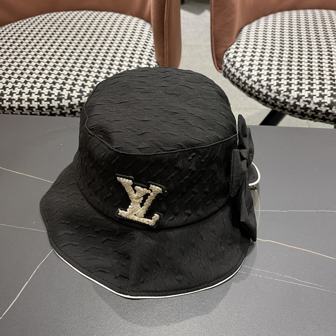  路易威登lv棒球帽 LouisVuitton新款法式蝴蝶结渔夫帽子女春夏时尚甜美遮阳
显脸小可折晉防晒