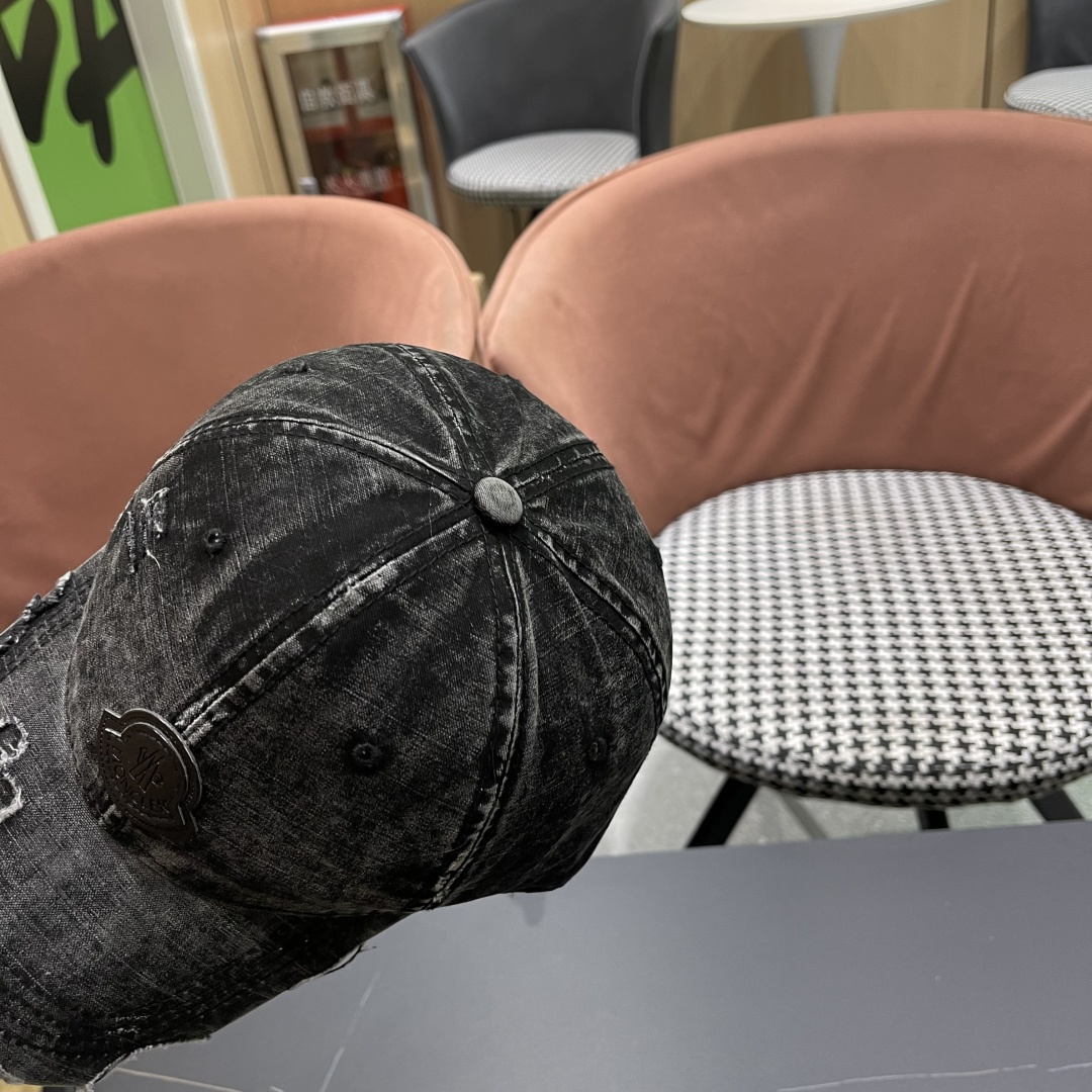  Moncler蒙口 水洗做日破洞棒球帽女2025春新款
防晒复古百搭鸭舌帽子男潮